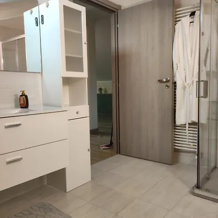 Spazioso Su Due Piani * 레이니