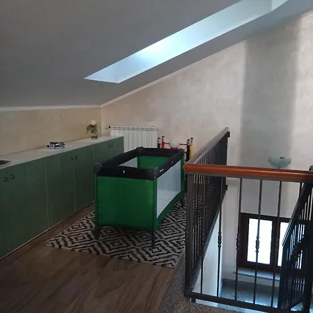 Spazioso Su Due Piani *