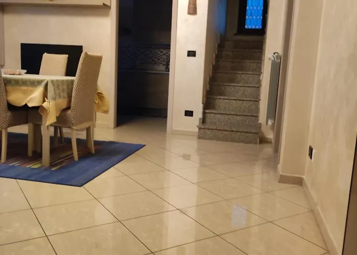 Spazioso Su Due Piani *